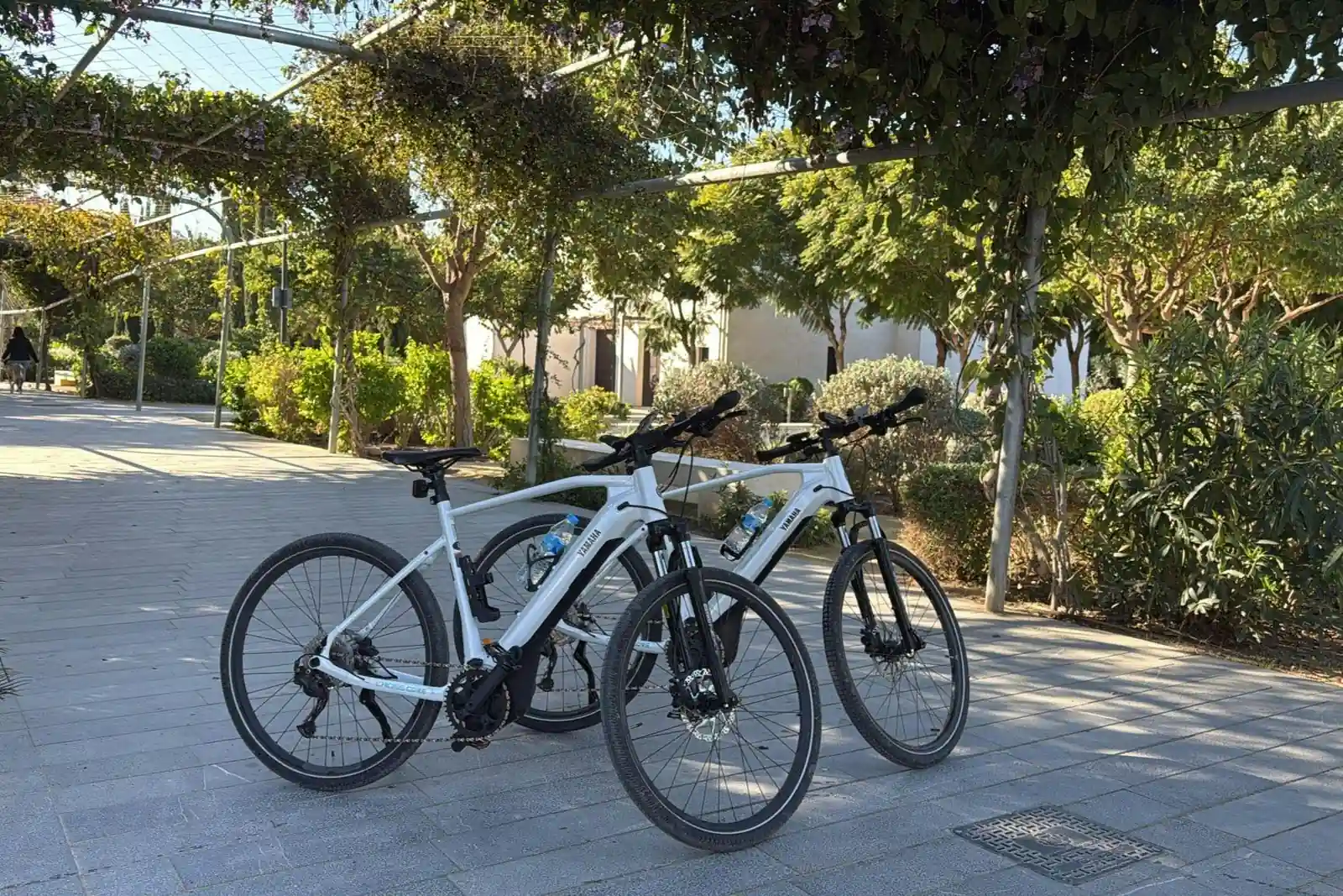 Valencia: Renta de bicicletas eléctricas Yamaha CrossCore RC